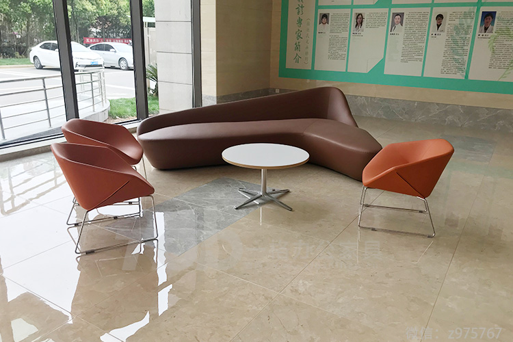 休閑洽談桌椅異性沙發.jpg 休閑洽談桌椅異性沙發.jpg